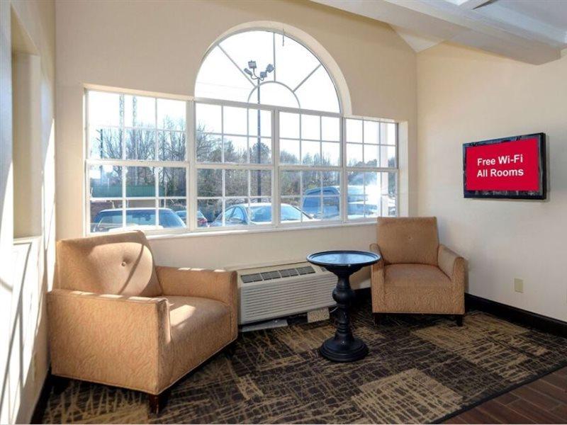 Quality Inn & Suites Augusta Fort Eisenhower Area Bagian luar foto